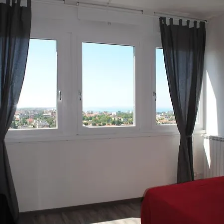 公寓 费里尼公寓 *