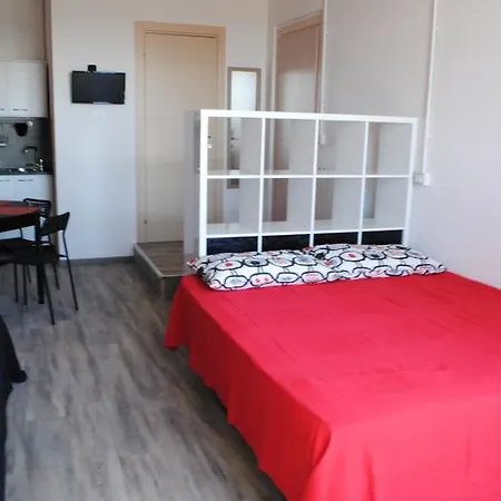 公寓 费里尼公寓 *